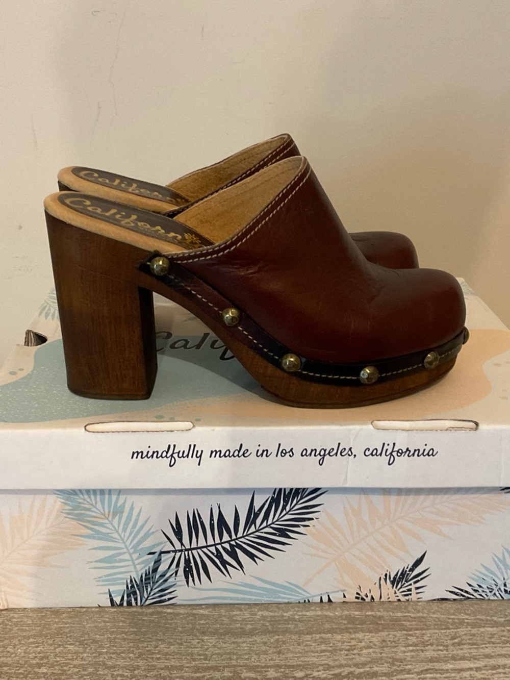 Californians Vintage Collection Charolette Chocolate Brown Leather Mules Size 9
